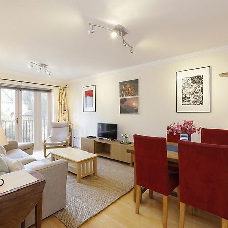 Beautiful Flat With Terrace Appartement Londen Buitenkant foto