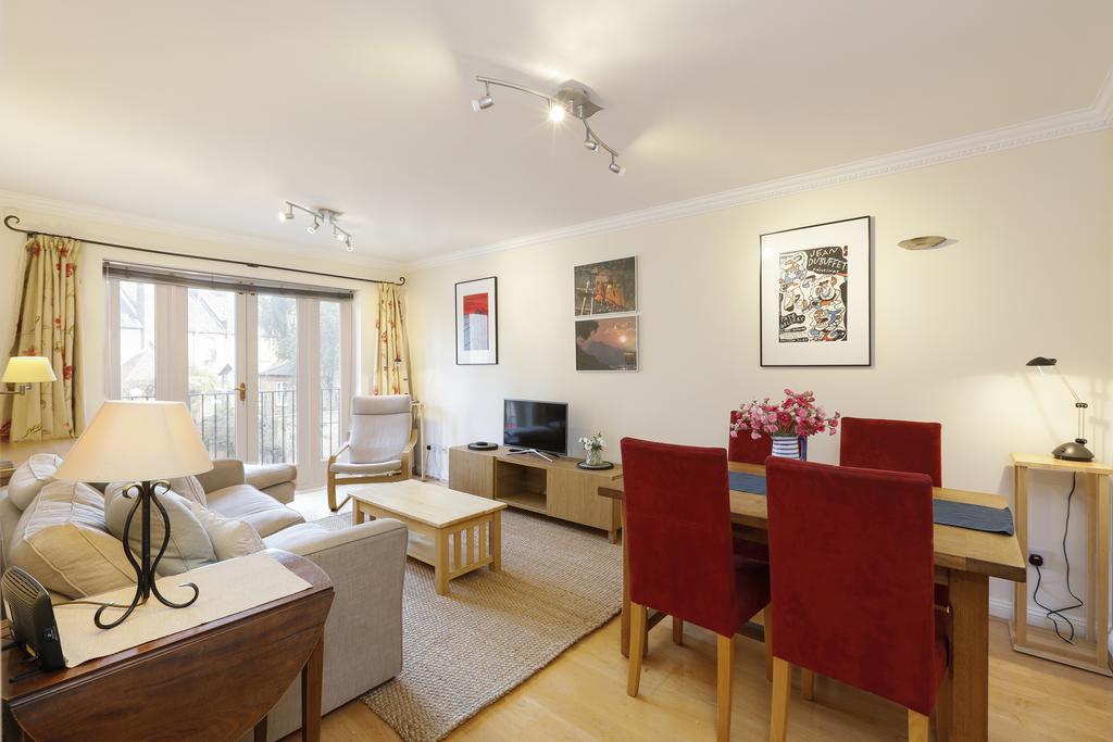 Beautiful Flat With Terrace Appartement Londen Buitenkant foto